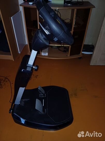 Руль Thrustmaster Ferrari Vibration GT Cockpit 458