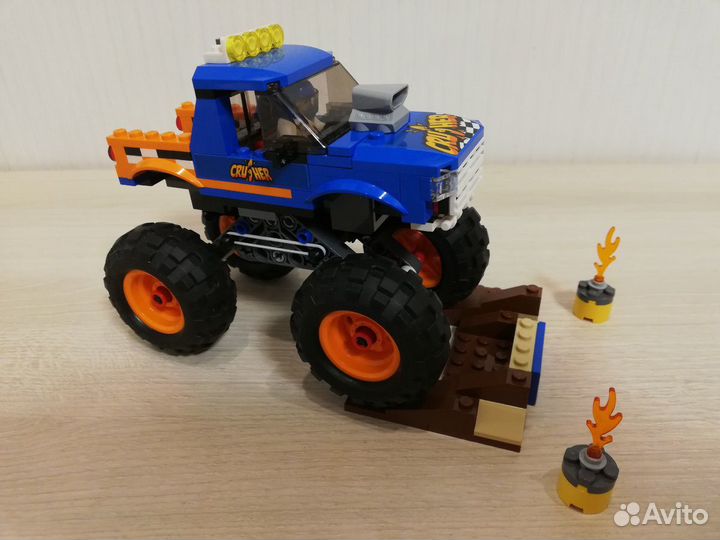 Конструктор Lego City Внедорожник 60180