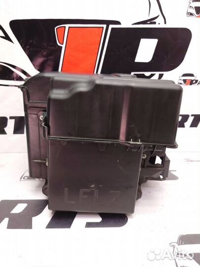 Корпус акб Mazda 3 BK