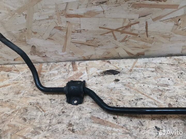 Стабилизатор поперечной устойчивости передний