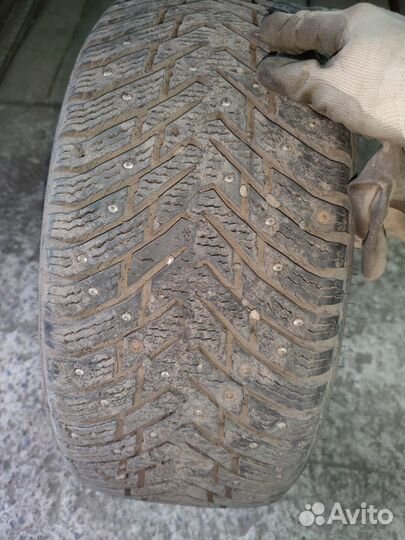 Nokian Tyres Hakkapeliitta 8 245/40 R18 97T