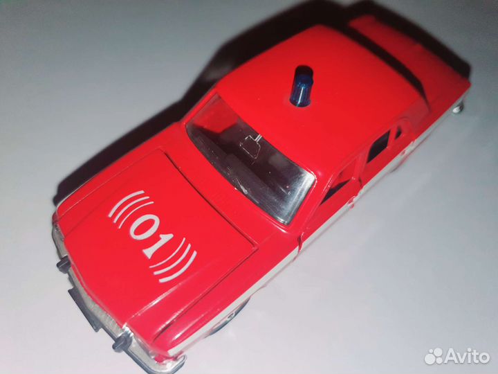 Коллекционные модели машин 1:43