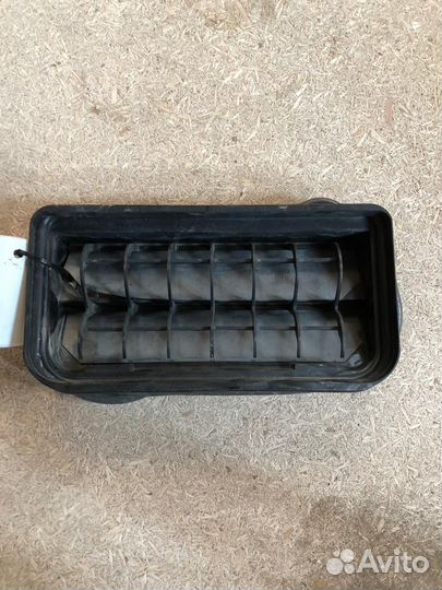 Дефлектор заднего крыла Volkswagen Passat B7