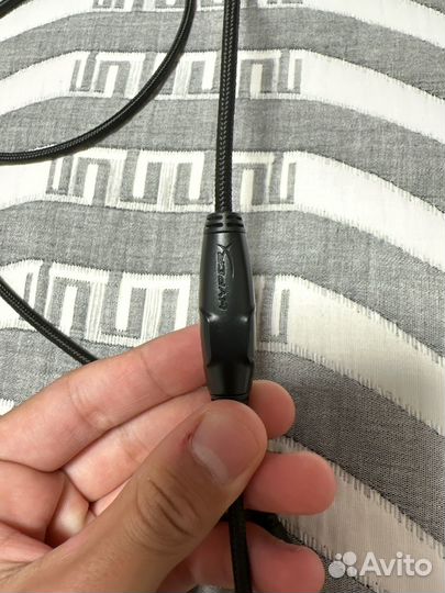 Игровые наушники hyperx