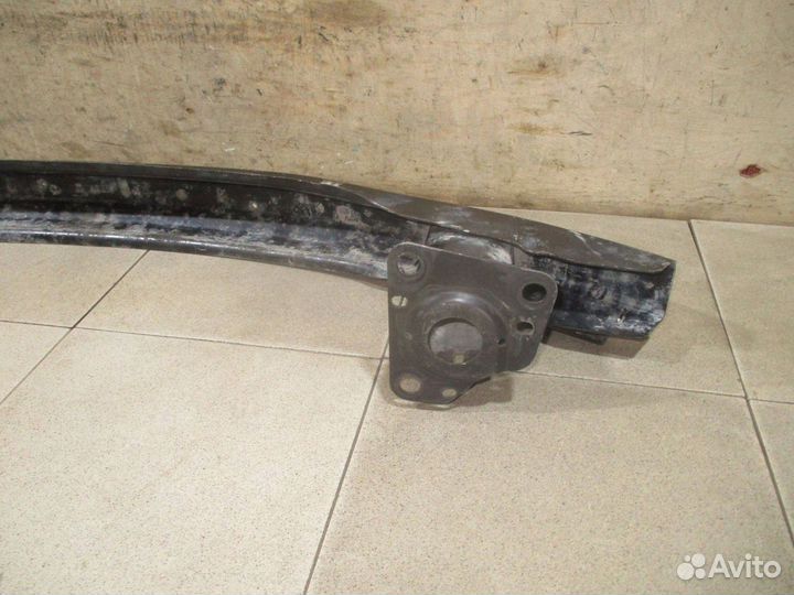 Усилитель заднего бампера VW Passat (B5)