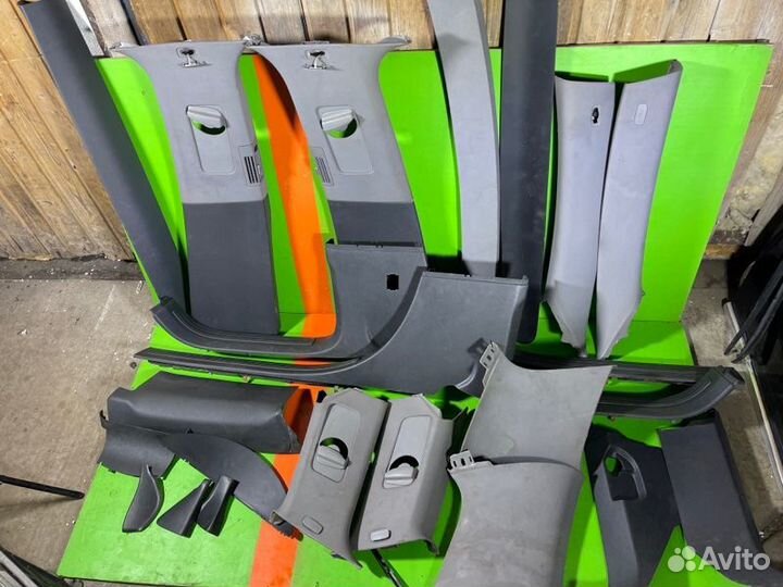 Пластик салона Volkswagen Touareg 3.2 BKJ 2004