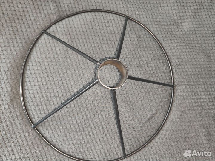 Подставка под елку