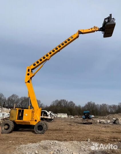 Продаю самоходный подъёмник grove AMZ68XT