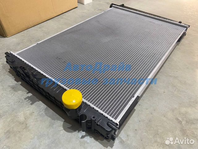 Радиатор охлаждения Даф 85