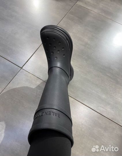 Сапоги Balenciaga x Crocs