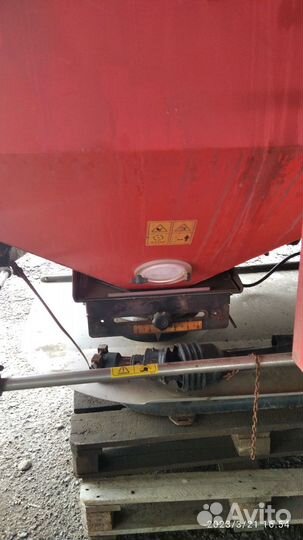 Разбрасыватель минеральных удобрений