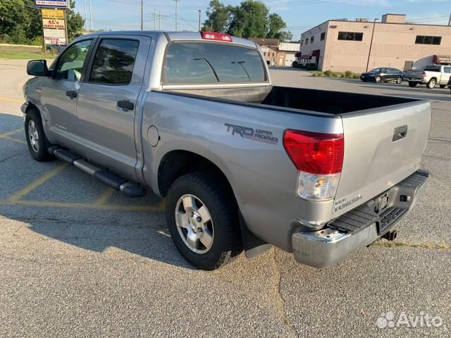 В разборе Toyota Tundra 2012год