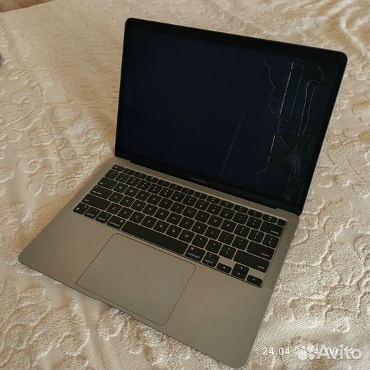 Macbook air 13 2020 m1