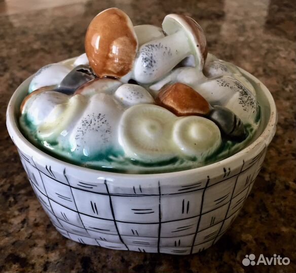 Масленка зик Грибы 50х годов