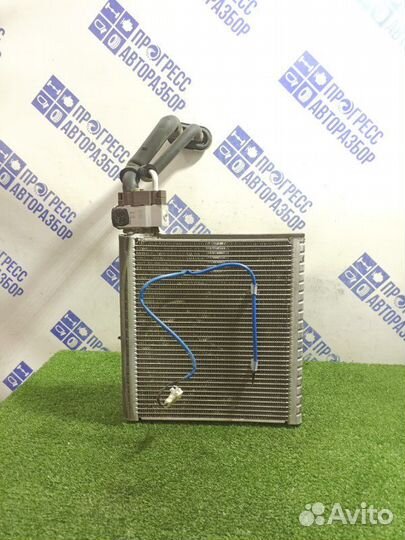 Радиатор кондиционера Toyota Corolla универсал 1.6