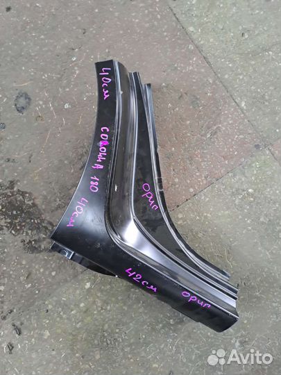 Порог правый сапожок арка Toyota Corolla 180