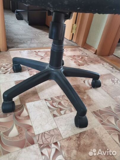 Компьютерное кресло бу для дома и офиса