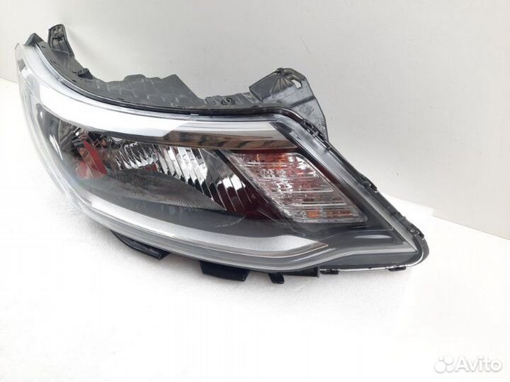 Фара правая Kia Rio 3 2015-2017