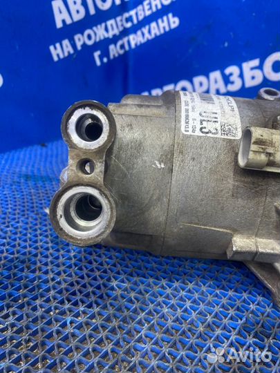 Компрессор кондиционера Opel Astra H универсал