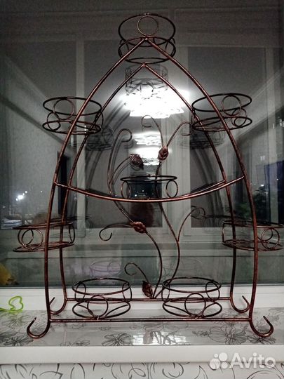 Стойка для цветов