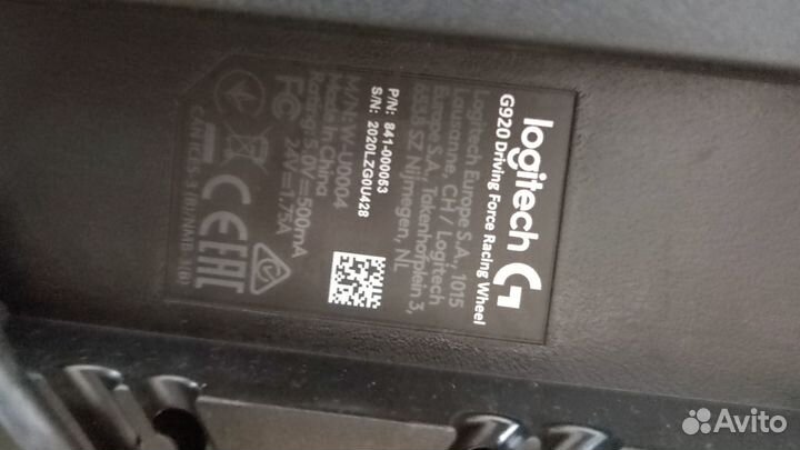 Игровой руль logitech