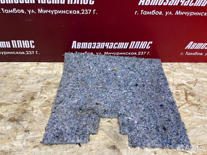 Шумоизоляция пола задняя левая LADA X-Ray