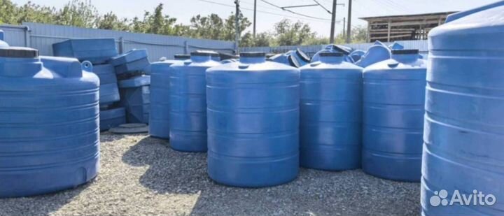 Пластиковый бак от 3000 литров
