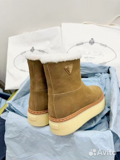 Ботинки женские Prada