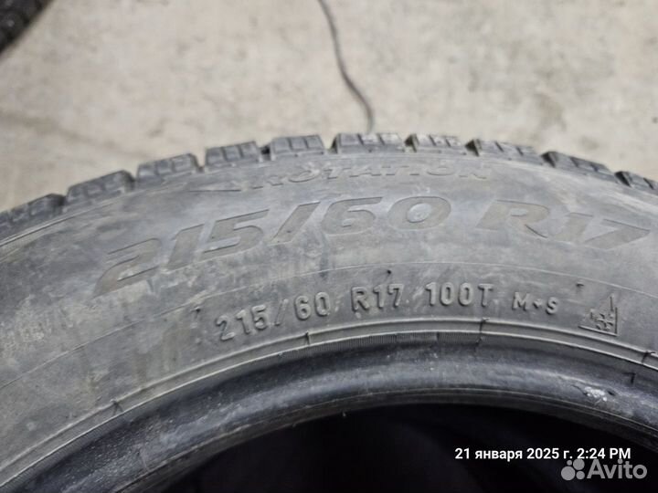 Pirelli Ice Zero FR 215/60 R17