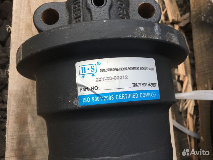 Каток опорный Komatsu PC220-7 Hyundai R210-3 HSB