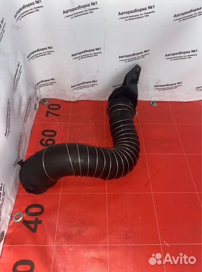 Патрубок интеркулера Mercedes-Benz C-Class W204