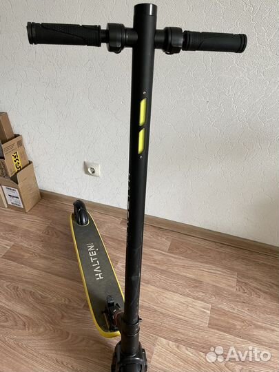 Электросамокат Halten Smile