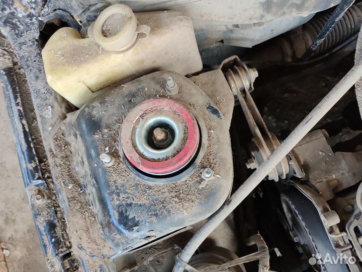 Передние стойки ваз 2110 2112