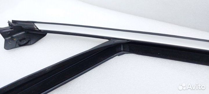Б/У Б/У Уплотнитель стекла двери Верхний