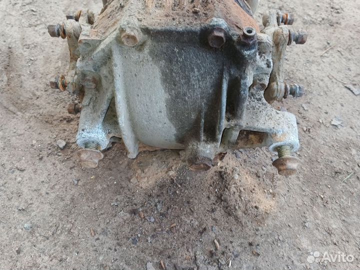 Редуктор заднего моста Toyota Hiace 1999г