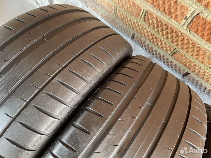 Michelin Pilot Sport 4 245/40 R18