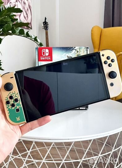 Nintendo Switch Oled (192GB) Zelda Edition