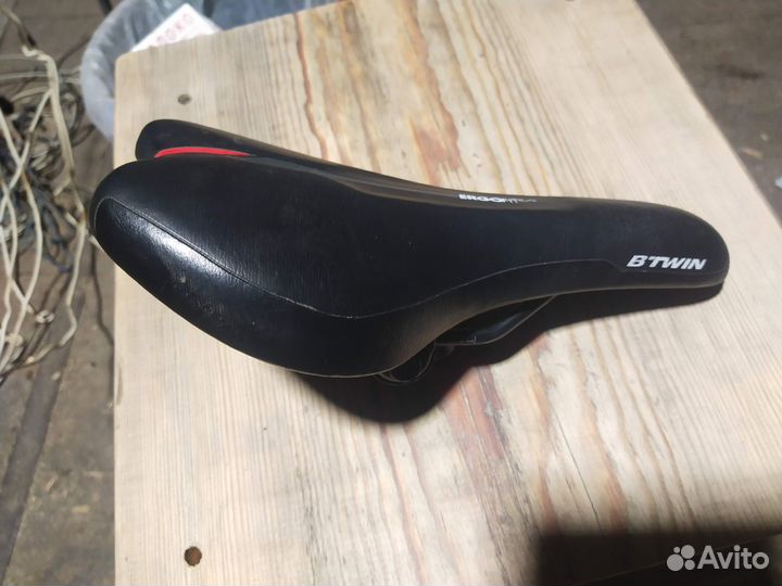 Сиденье от велосипеда btwin