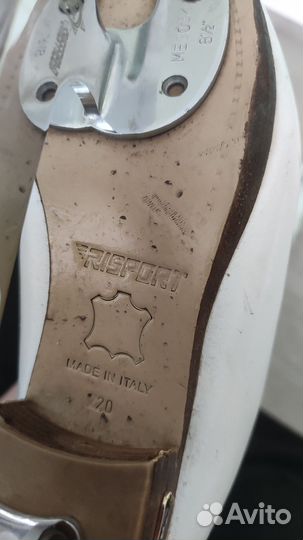 Фигурные коньки risport 220