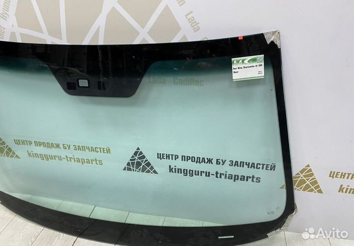 Стекло лобовое Kia Sorento 2 2009 oem 861112P100