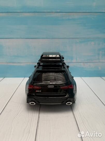 Модель автомобиля Audi RS6 Avant