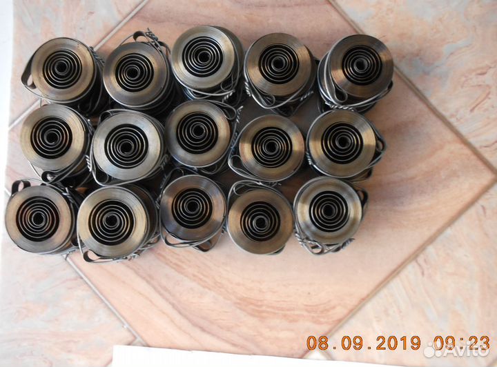 Заводные пружины к будильнику