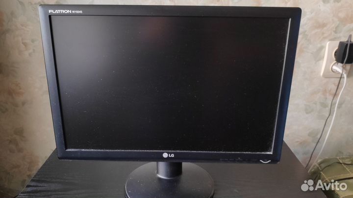 Монитор 19 дюймов LG Flatron W1934S