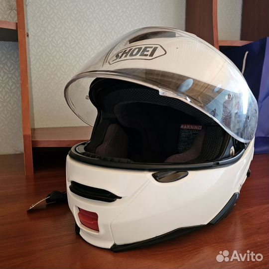 Мотошлем shoei