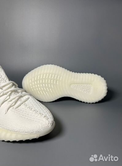 Кроссовки Yeezy Boost 350 V2 White Люкс