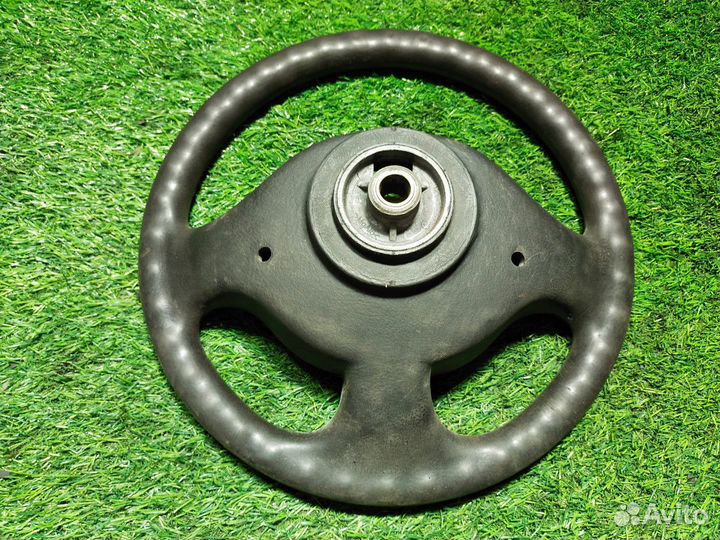 Рулевое колесо Renault Logan