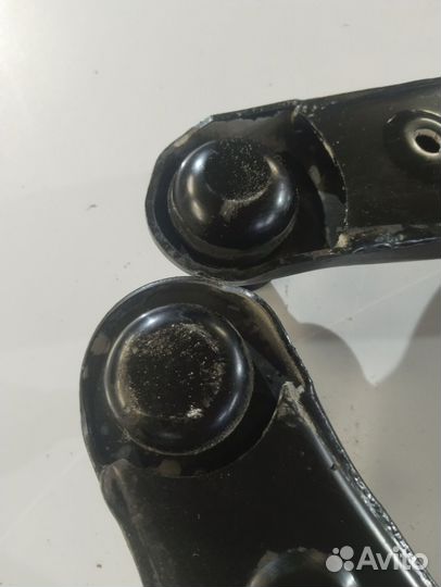 Рычаг Митсубиси Лансер 9