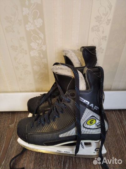 Коньки фигурные