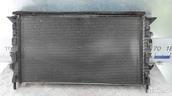 Радиатор системы охлаждения на Ford Focus 2