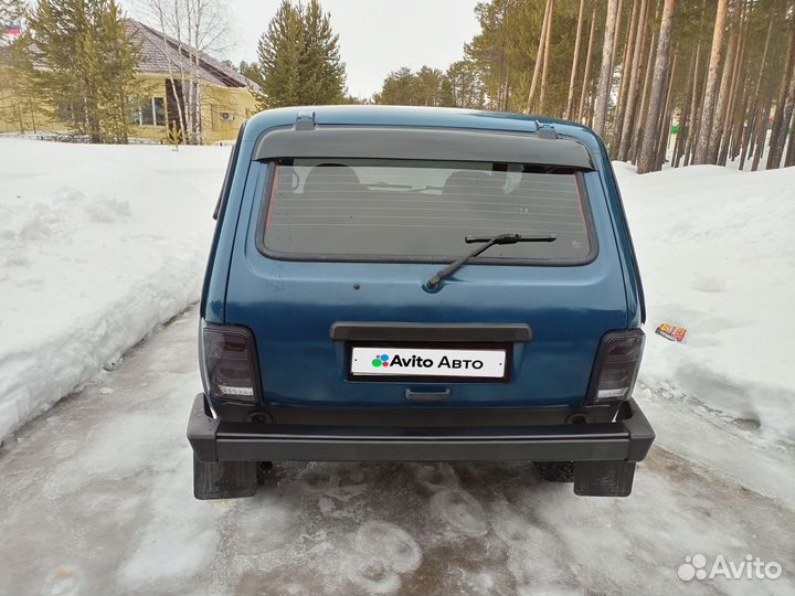 LADA 4x4 (Нива) 1.7 МТ, 2011, 70 000 км